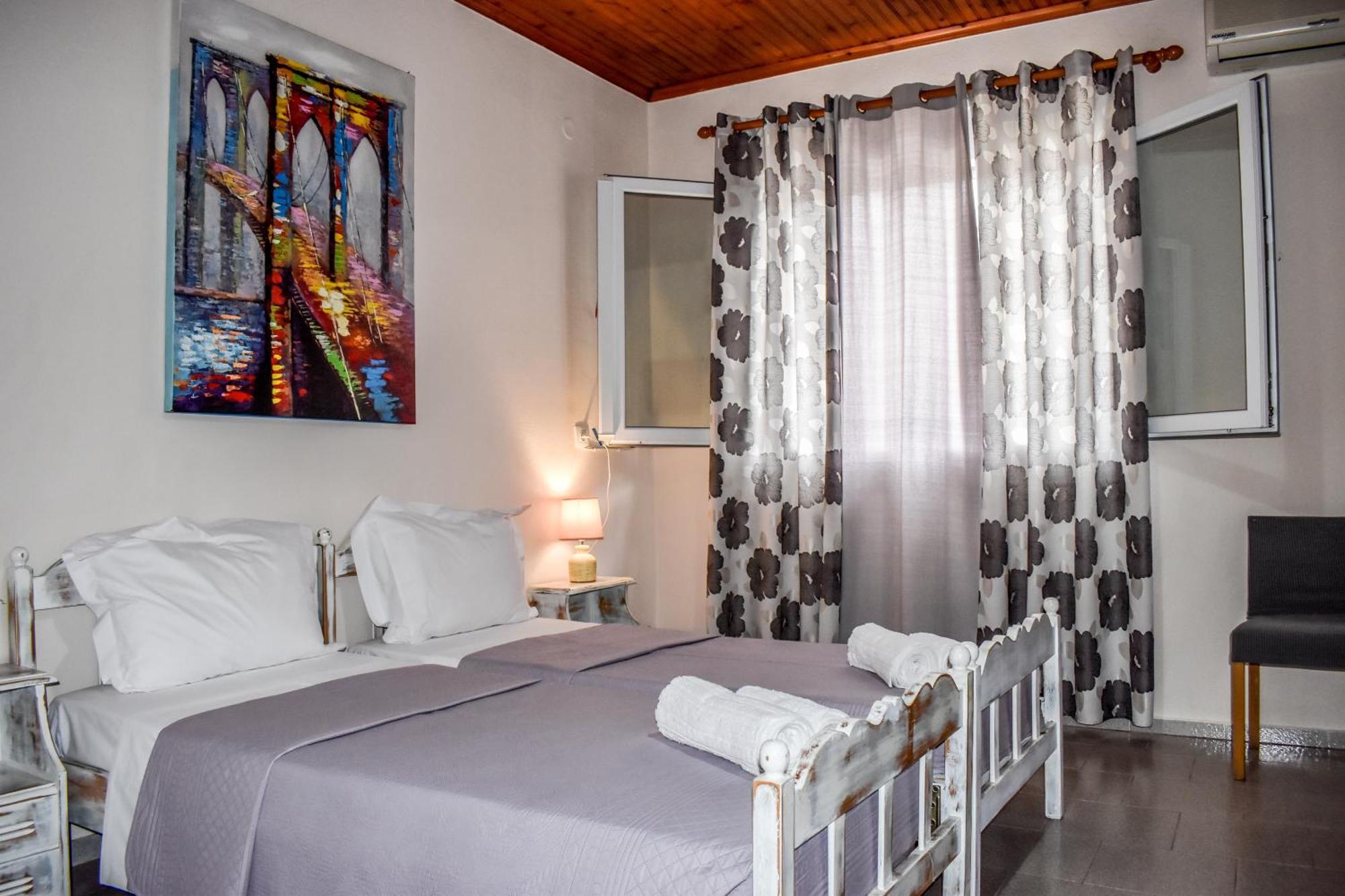 Hidden Garden Deluxe * Skiathos Town